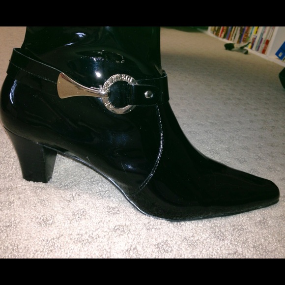 New size 8.5 Anne Klein Black patent Boots - Picture 4 of 5